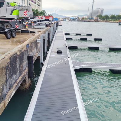 6061 T6 Aluminum Gangway For Floating Dock 300kg/Square Meters Marine Dock Ramps
