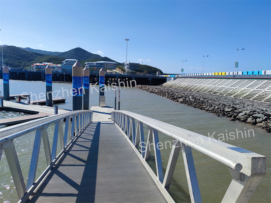 Rubber Fender Floating Dock Gangway Aluminum Marine Dock Ramps Float Pontoon