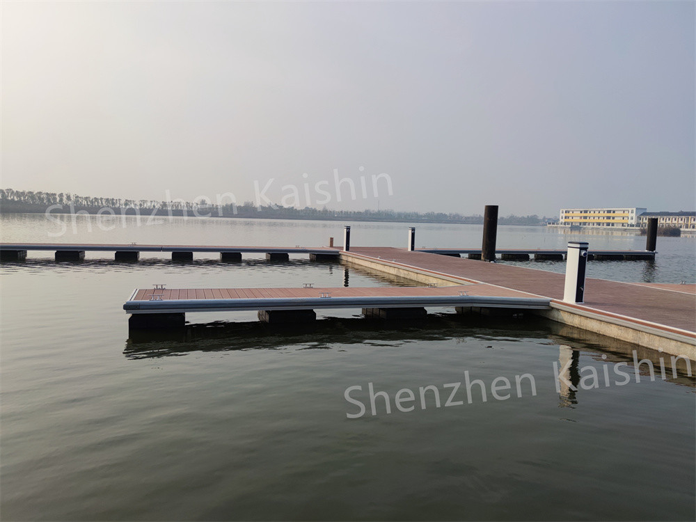 Customized Marine Finger Pontoon Long HDPE  Floats with WPC Decking